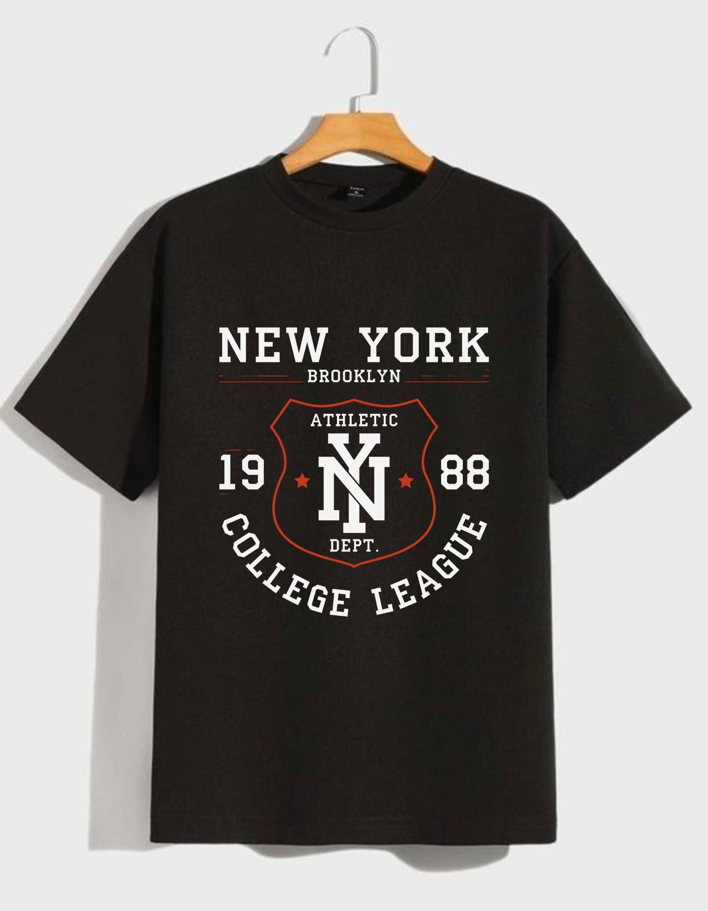 New York Men's Black Oversized T-shirt